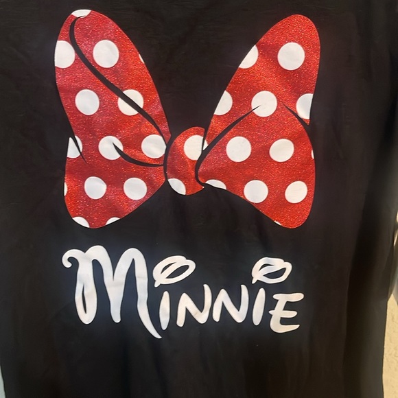 Minnie Mouse Disney TShirt - Picture 2 of 5